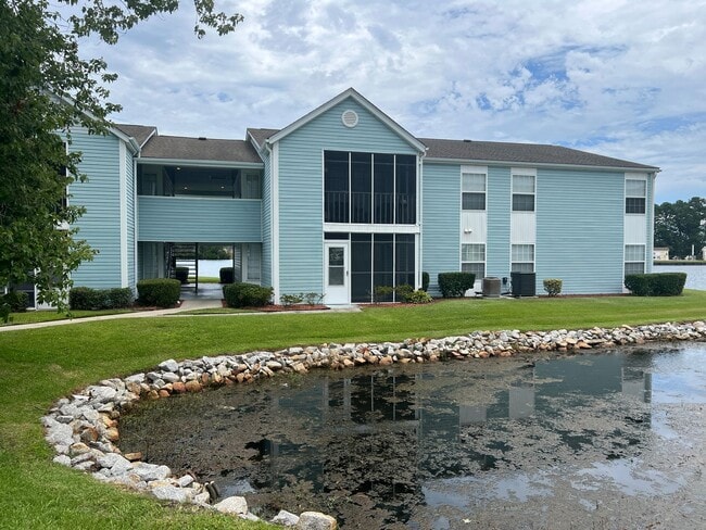 Photo - 1st Floor, 3 Bedroom, 2 Bath, Lakeside Con... Apartment