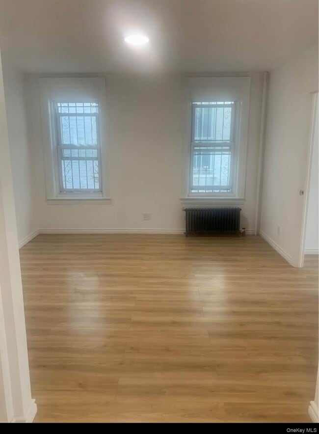 Foto del edificio - 159 E 93rd St