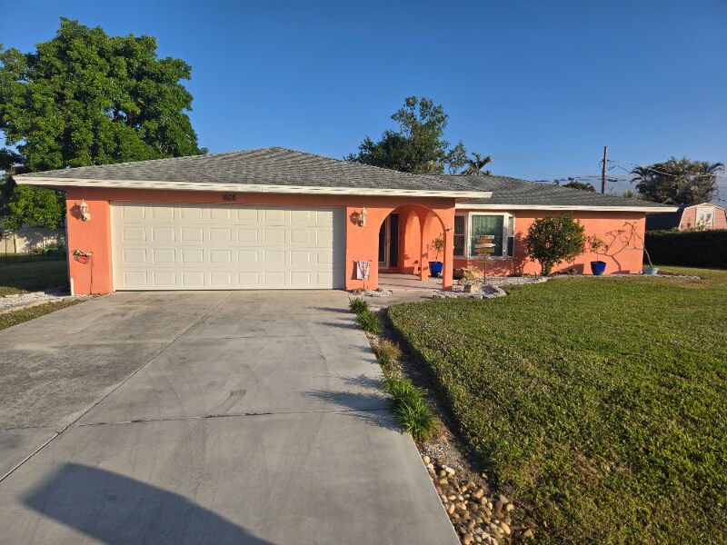 Foto principal - 605 Darwin Rd