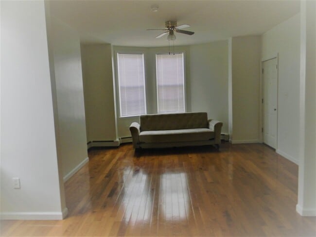 Building Photo - 269 Princeton Ave