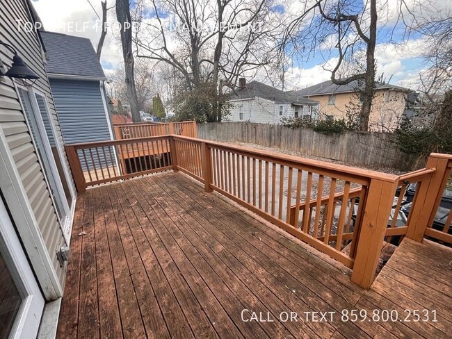 Building Photo - Beautiful 2 Bedroom Downtown!