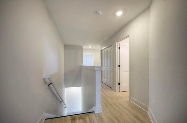 Building Photo - 22907 W 72nd Terrace