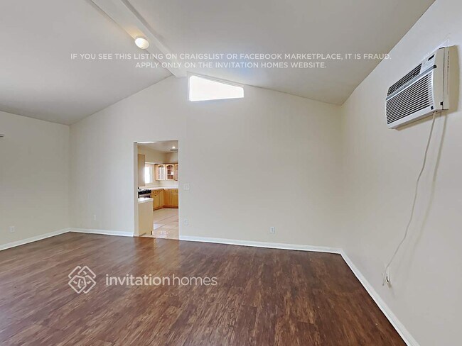 Building Photo - 14752 Lemay St