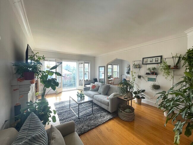Foto del edificio - 4303 N Paulina St