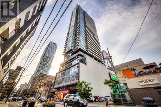 Building Photo - 290 Adelaide St W