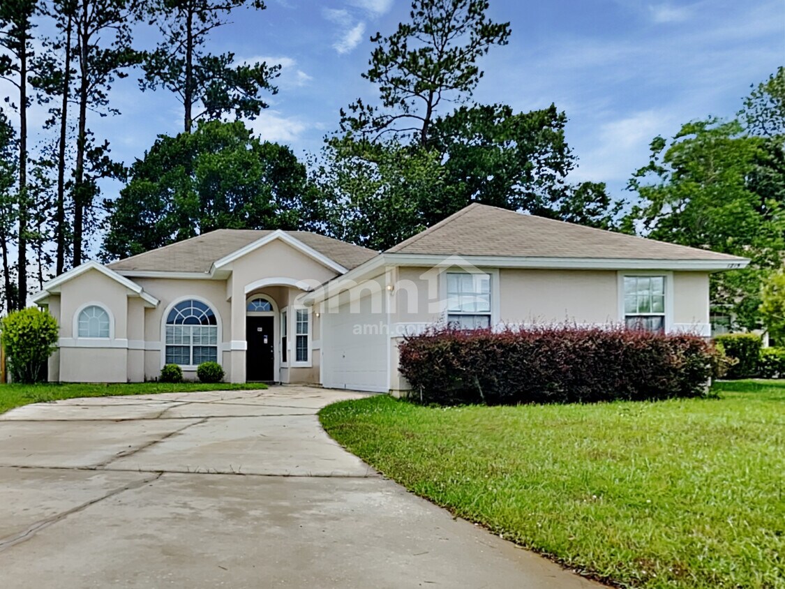 Primary Photo - 1215 Summer Spring Dr