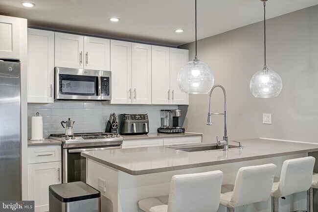 Foto del edificio - 1747 N Marshall St