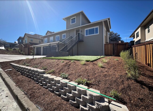 Foto del edificio - 3729 Cannes Pl