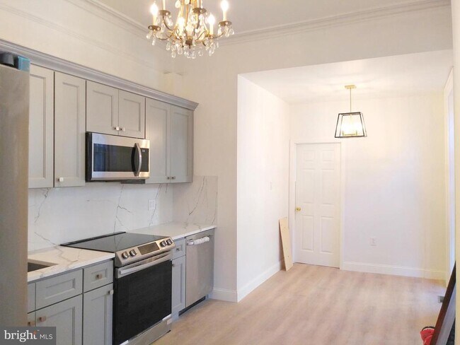 Foto del edificio - 317 N 33rd St