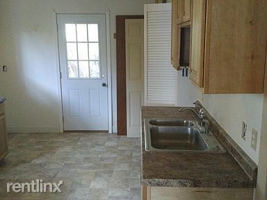 Foto del edificio - 2 br, 1 bath House - 3210 Yale Ave