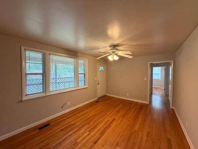 Photo - Available Immediately! 3 Bedroom 1 Bath + Bonus & Screened in Porch House