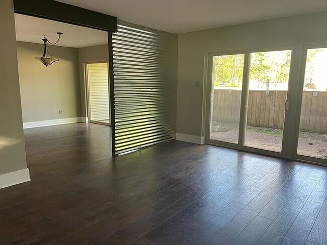 Foto del edificio - 3090 Barley Mills Cir