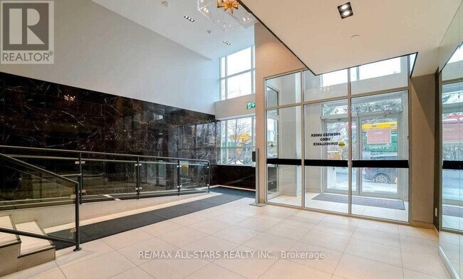Photo du bâtiment - 1350 Kingston Rd