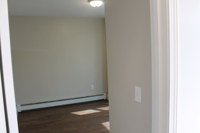 Foto del edificio - 788 E 3rd St