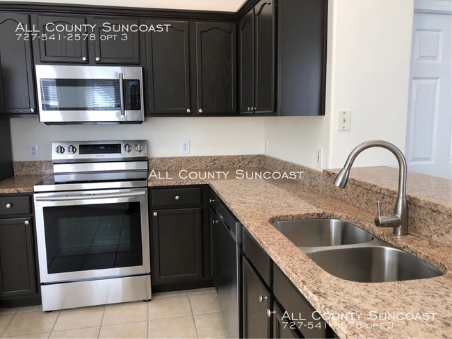 Building Photo - Nice! Millbrooke Ranch Townhouse for rent.