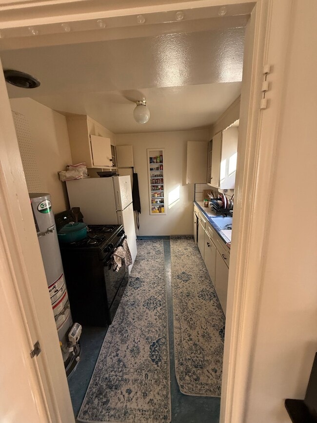 Building Photo - 1815 Spruce St