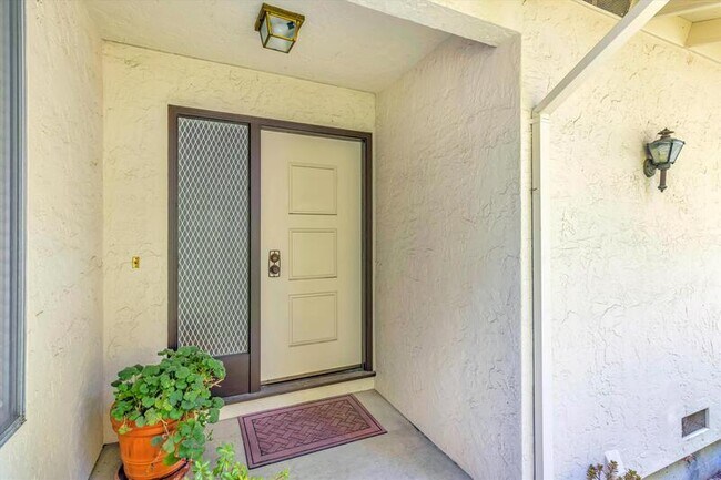 Foto del edificio - 411 Offenbach Pl