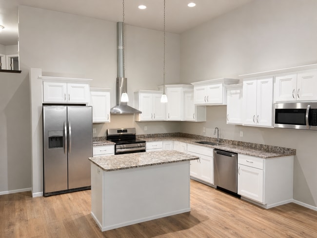 Building Photo - 1740 Tobi Ln