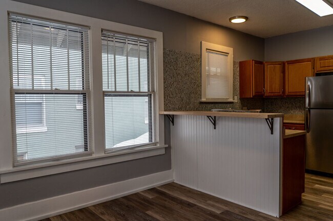 Foto del edificio - Awesome 5bed/2bath house, Amazing location!