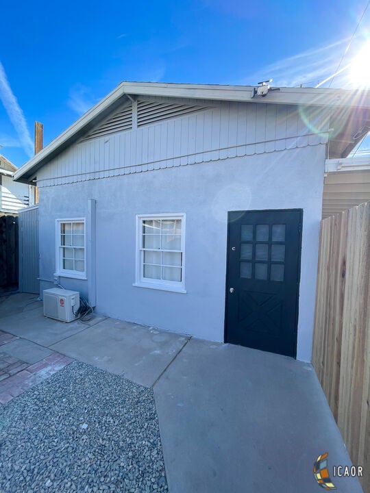 561 Wensley Ave Unit C, El Centro, CA 92243 Room for Rent in El