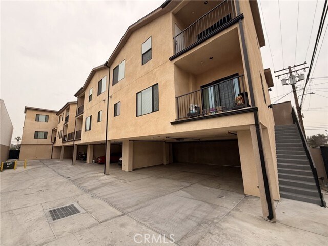 Foto del edificio - 511 N Azusa Ave