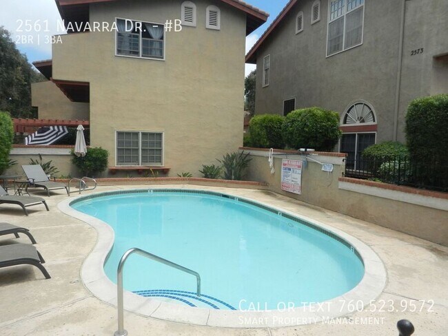 Building Photo - 2561 Navarra Dr