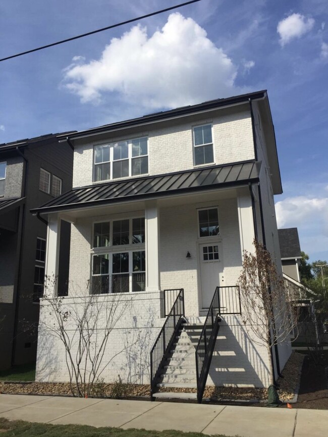 Foto del edificio - 524 Wedgewood Ave