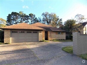 Building Photo - 5691 Calder Ave