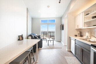 Interior Photo - Art Bloc