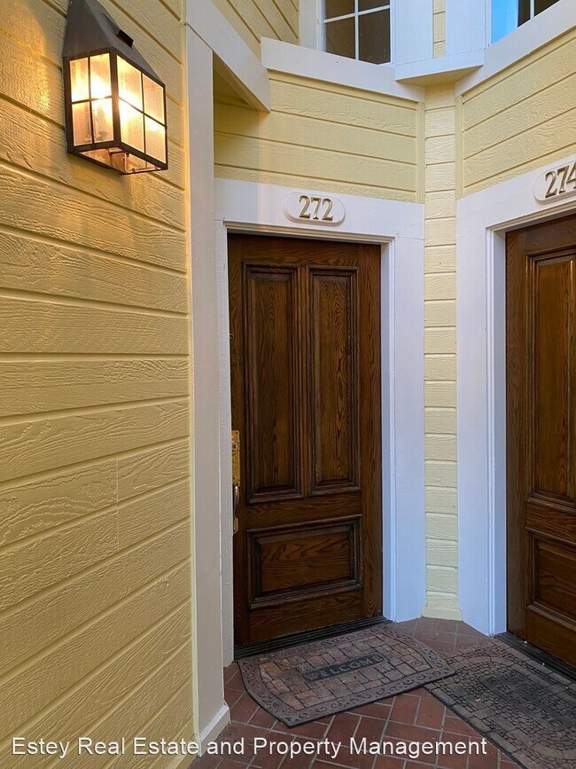 Foto del edificio - 3 br, 2.5 bath House - 272 East 2nd Street