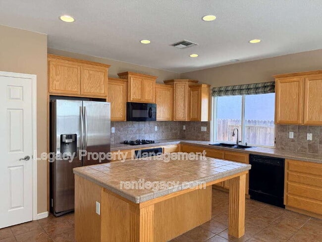 Building Photo - 10230 Canadeo Cir