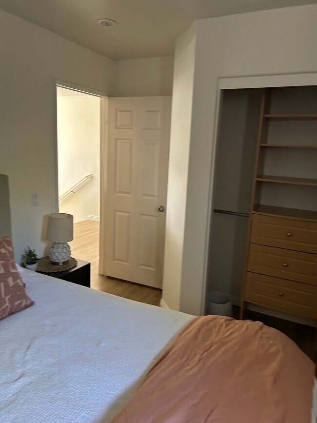 Foto del edificio - 319 W Shoshone St