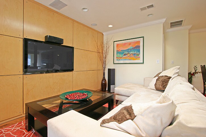 Foto principal - 807 Warren Ave