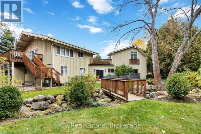 Building Photo - 156 Chamonix Cres