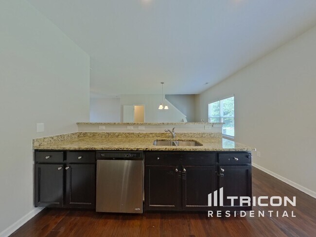 Building Photo - 2625 Meadow Crossing Dr