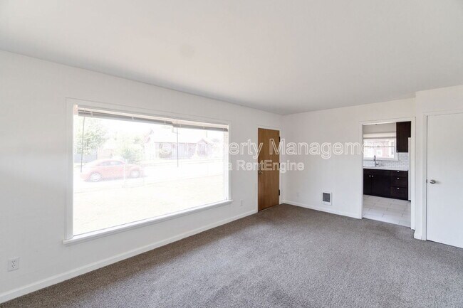 Foto del edificio - 1022 N Napa St