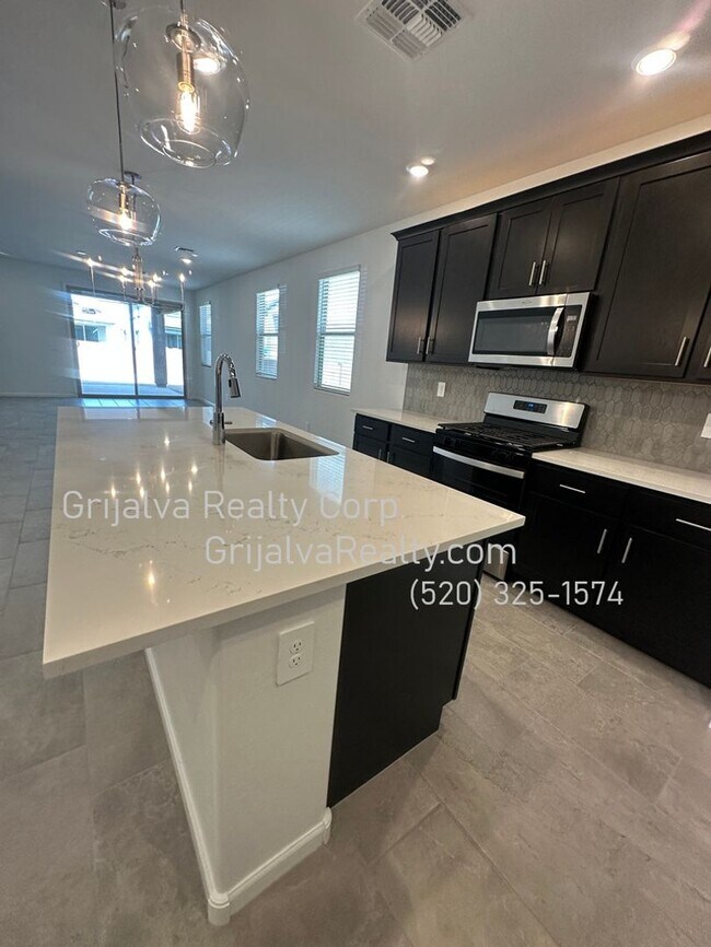 Foto del edificio - 9738 W Larson St