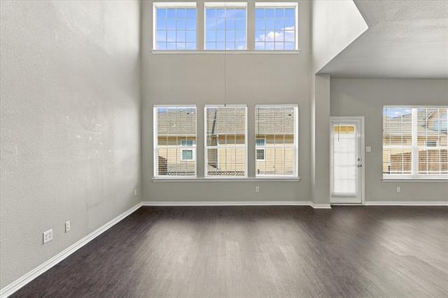 Building Photo - 4018 Milan Dr