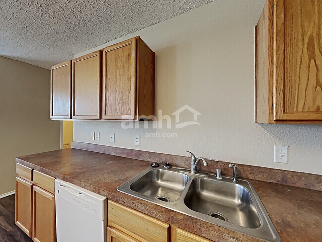 Building Photo - 1040 Singletree Drive