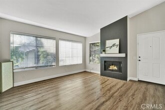 Building Photo - 45 Chaumont Cir