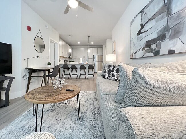 Building Photo - 8901 Bertha Palmer Blvd