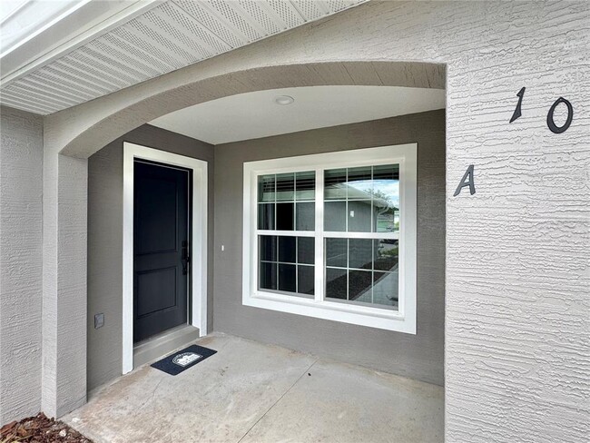Building Photo - 102 Lynbrook Dr