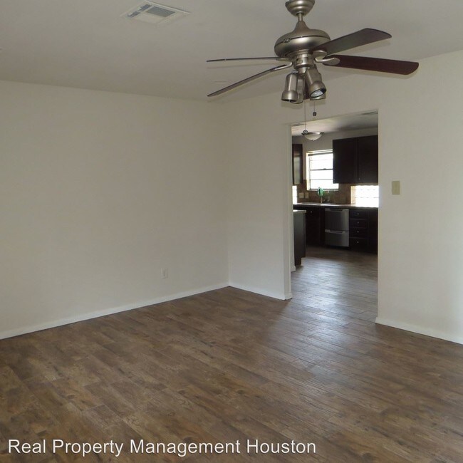 Building Photo - 4610 Randwick Dr