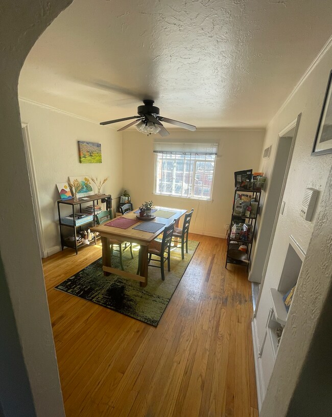 Foto del edificio - 1410 Vine St