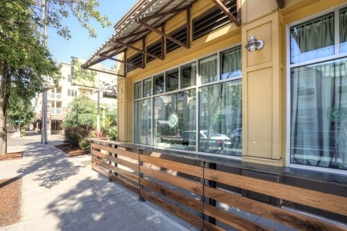 Building Photo - Saxe Apartments - 2 bedrooms