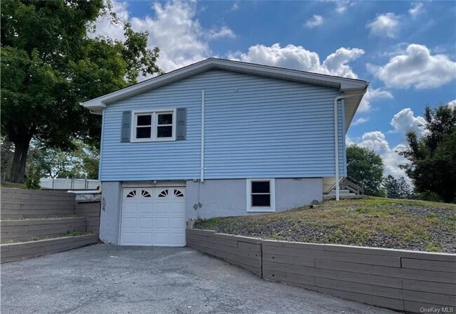 Building Photo - 248 Ridge Rd