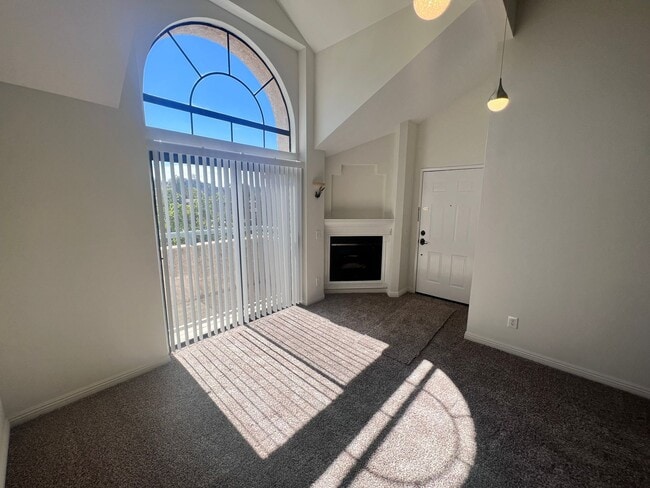 Building Photo - Princessa Estates 2 Bedroom + Loft in Cany...