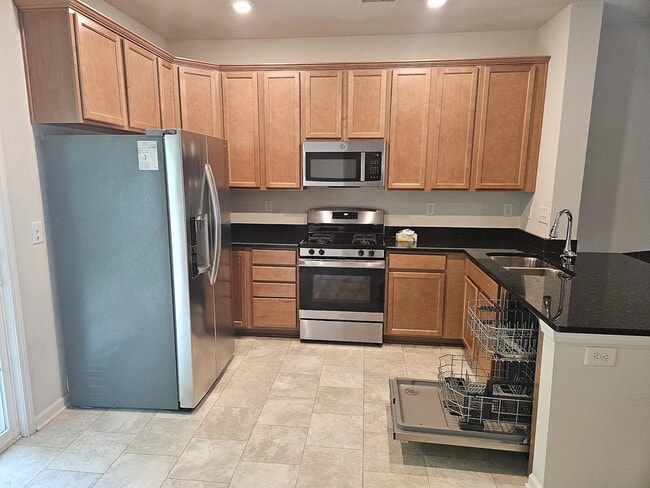 Building Photo - 9204 Grand Valley Dr