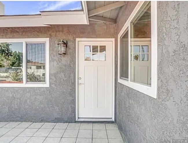 Building Photo - **Amazing 4 bedroom 3 bathroom Home coming...