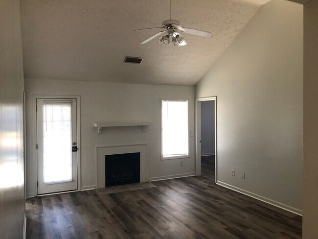 Building Photo - ?6118 Crossbow Drive